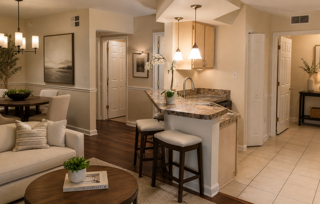 Gorgeous  Forest View, Wood Floors  1/1 condo for RENT @The Crest close to UCF.