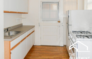 638 West Arlington Pl.