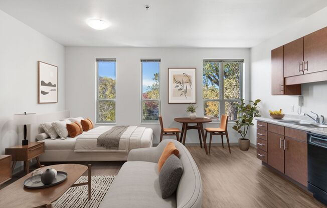 Studio, 1 bath, 427 sqft, $1,465, Unit 410