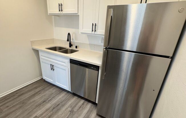 3 beds, 1 bath, 1,250 sqft, $2,398, Unit 309