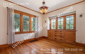 141 ARTHUR AVE NE