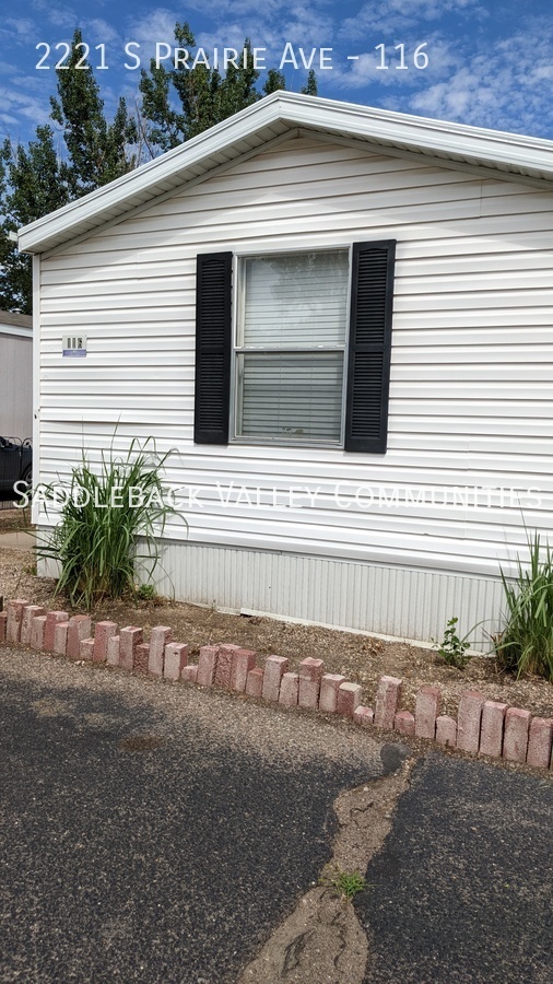 2221 South Prairie Ave.