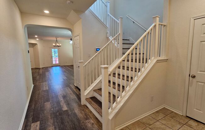 Spacious 4 Bed / 2.5 Bath Home in Pflugerville!