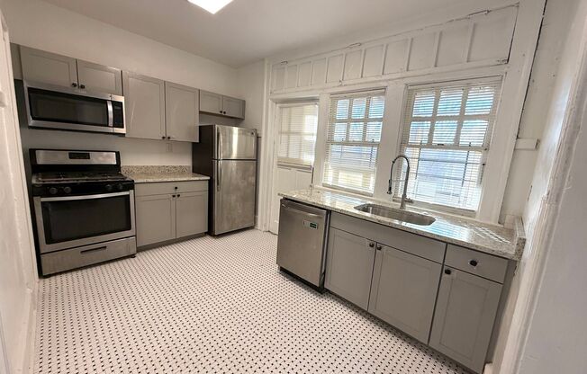 2 beds, 2 baths, 1,138 sqft, $2,795, Unit 934-12