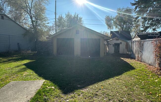 3 beds, 1 bath, $1,500