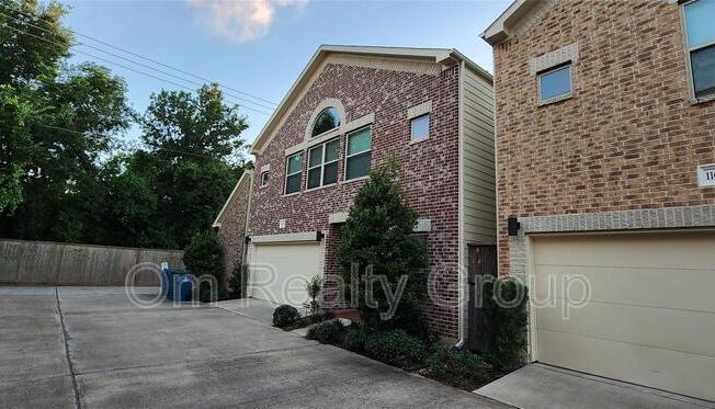 11608 MAIN ASH DR