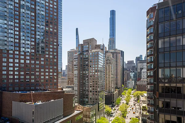 Studio, 1 bath, $4,595, Unit 2028