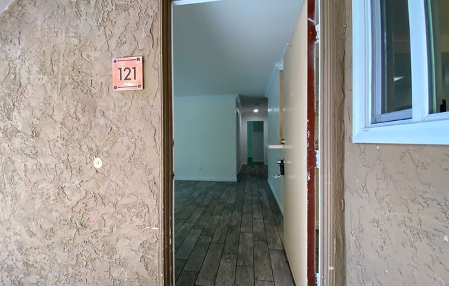 2bed/2bath home in Mission Park Community!