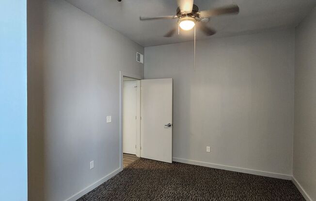 2 beds, 2 baths, 871 sqft, $1,695, Unit Unit 302