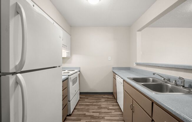 2 beds, 1 bath, 900 sqft, $1,025, Unit 122