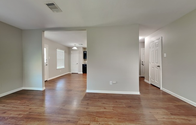 22310 QUEENBURY HLS DR