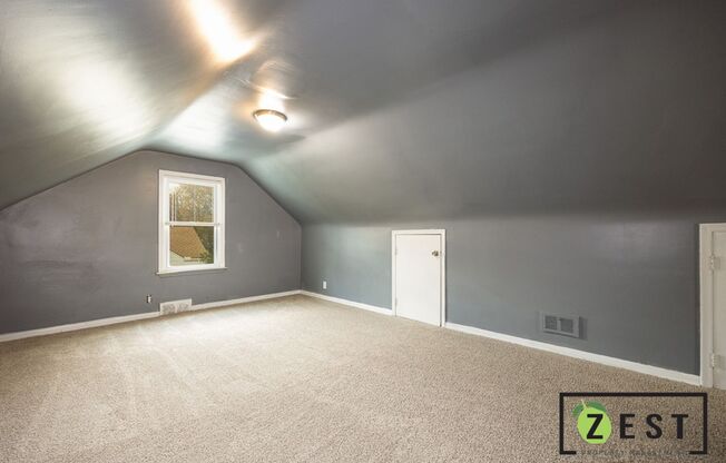 3 beds, 1 bath, $1,200