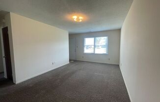 2 beds, 1 bath, $895