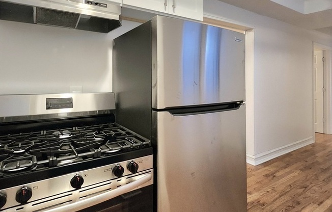 3746 W Irving Park Rd