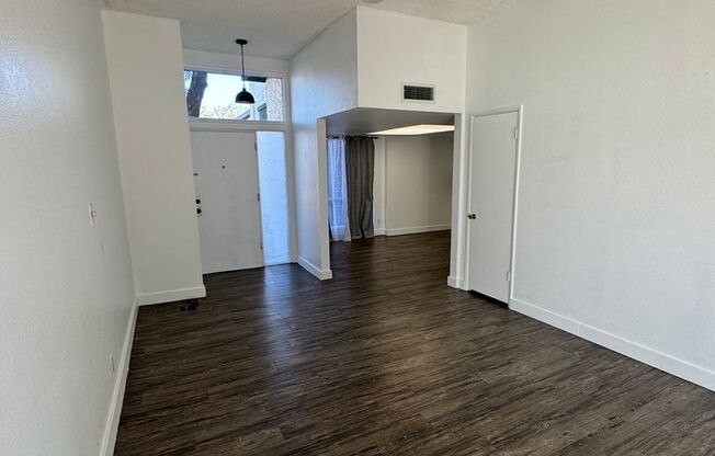 Beautiful Mesa Townhome for Rent!