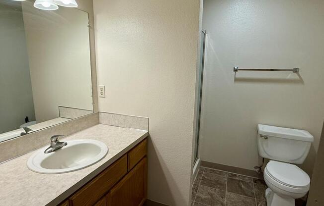 3 beds, 2 baths, 1,513 sqft, $2,200