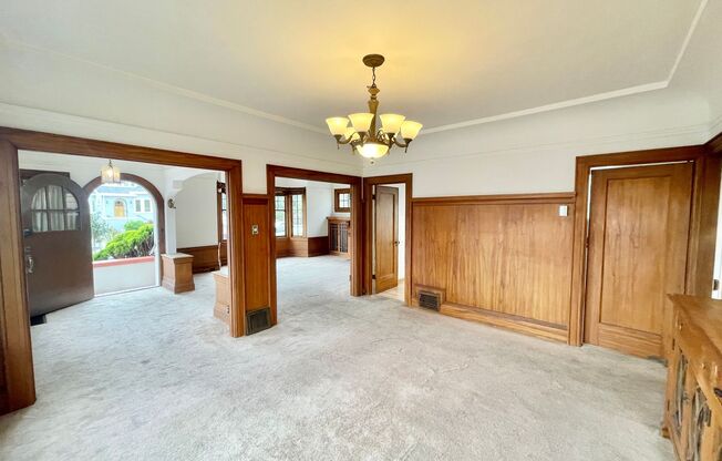 Westwood Park - Stunning 4BR+ / 2 BA Home w/Fabulous Back Yard! - PROGRESSIVE