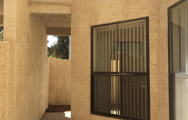 3 beds, 2 baths, $2,000