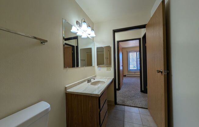 2 beds, 1 bath, 970 sqft, $1,299, Unit FB   2135