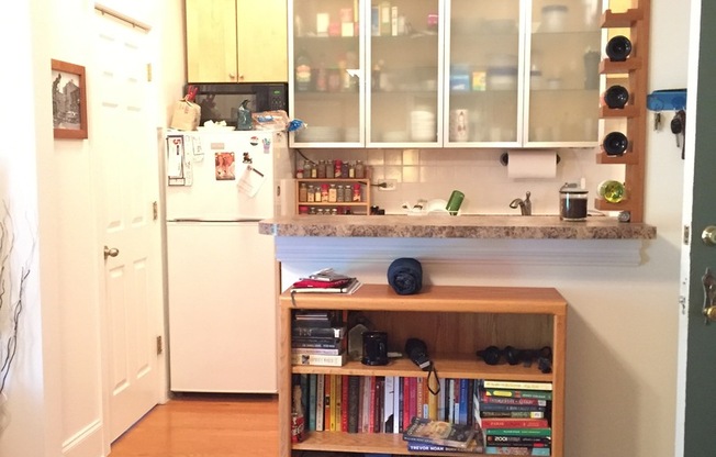1 bed, 1 bath, $1,595, Unit 401