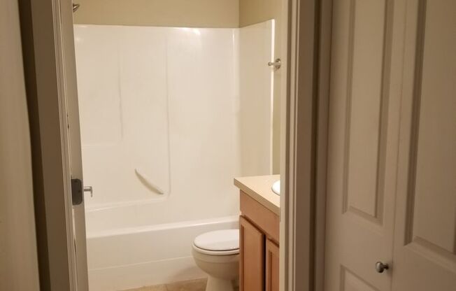 3 beds, 2.5 baths, 1,842 sqft, $2,610, Unit 1334-101