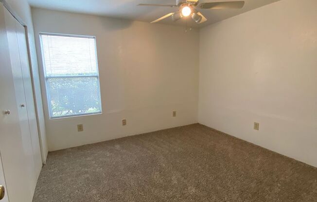 2 beds, 2 baths, 1,003 sqft, $1,050, Unit 2701