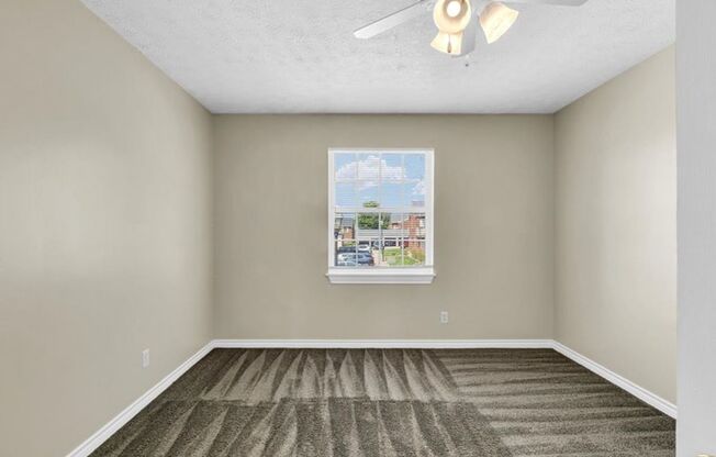 1 bed, 1 bath, 625 sqft, $1,069, Unit E13