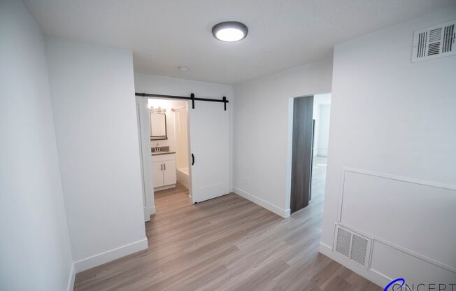 1 bed, 1 bath, 590 sqft, $1,425, Unit 27