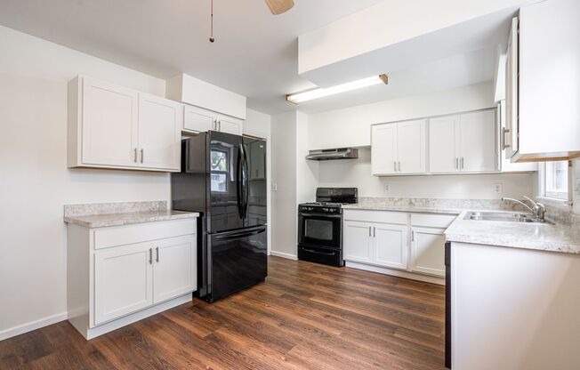 Spacious 3 Bedroom 1Bath Lower Duplex in Perfect Location.