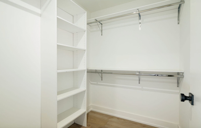 2 beds, 1 bath, 650 sqft, $1,699, Unit Unit 305