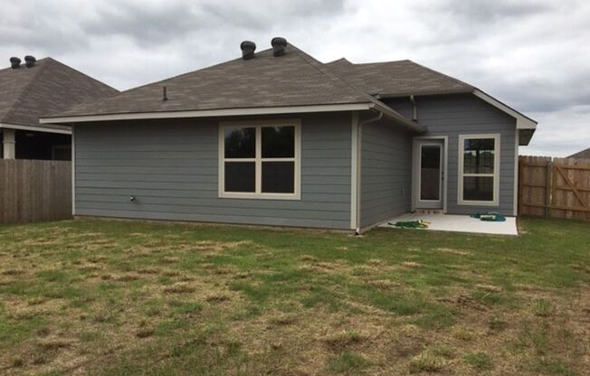 3 beds, 2 baths, $1,795