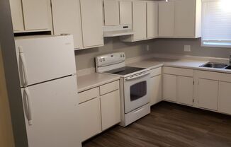 2 beds, 1 bath, $1,200, Unit LO3rd-102