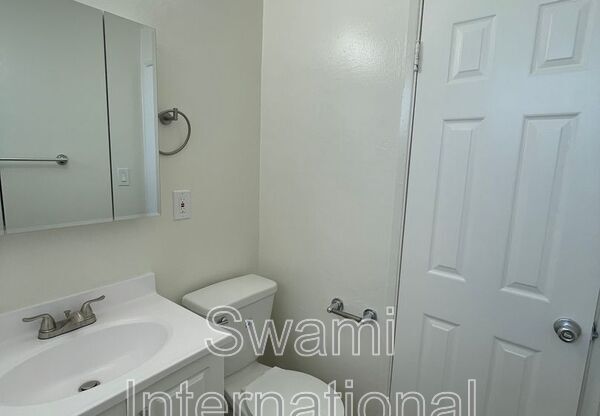 6100 11 AVE