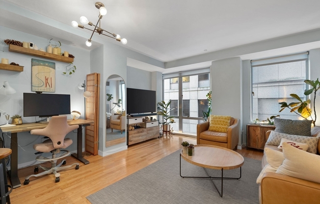 1 bed, 1 bath, 760 sqft, $3,600, Unit 306