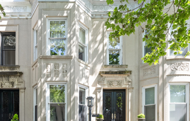 137 MAPLE ST