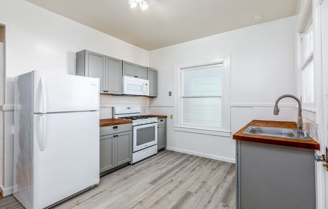 Outside Leasing - 1035-1039A Sanchez Street