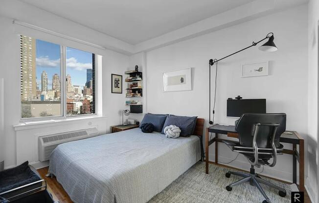 1 bed, 1 bath, 536 sqft, $5,900, Unit PH6N