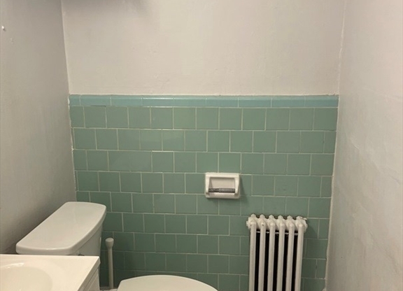 469 Beacon St Apt 1B