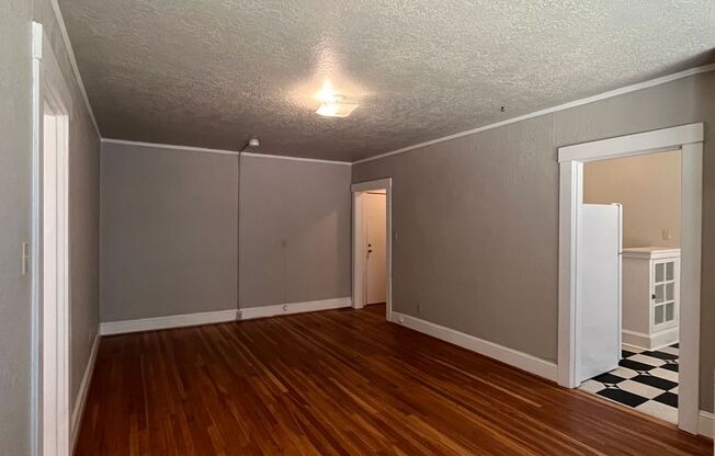 Studio, 1 bath, $1,295, Unit 22