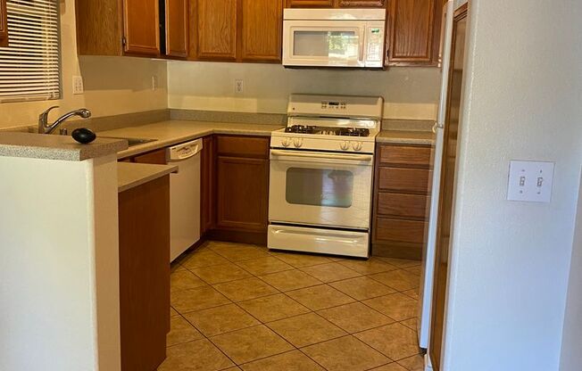 2 beds, 2 baths, $2,300