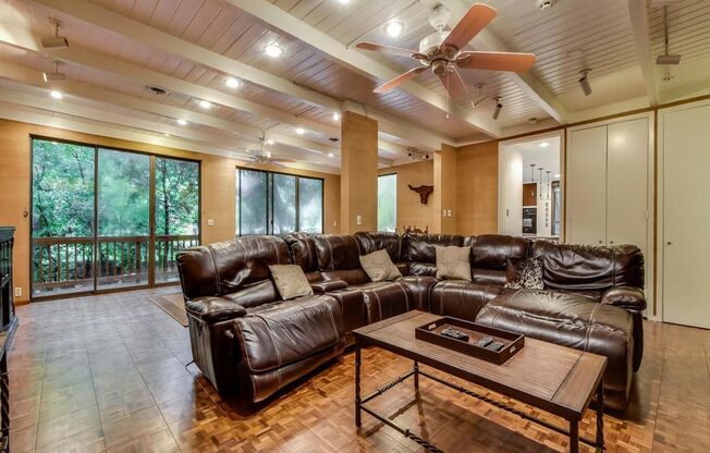 6 BEDROOM 6 BATH  HOME W POOL