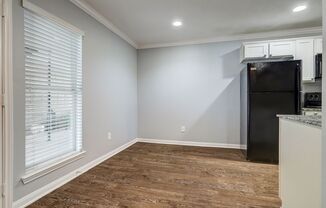 2 beds, 1 bath, 775 sqft, $1,595, Unit 48