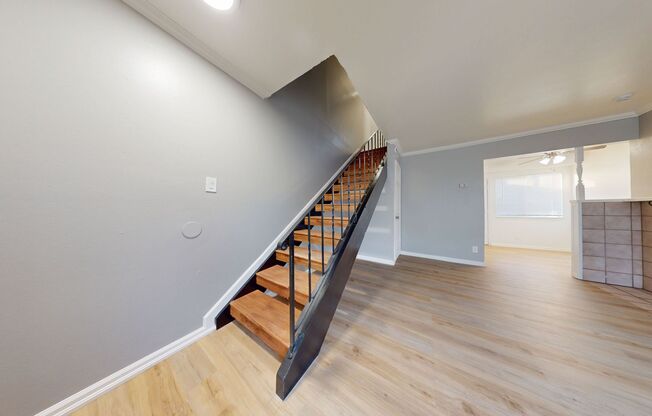 2 beds, 1 bath, 715 sqft, $2,450, Unit 418-1