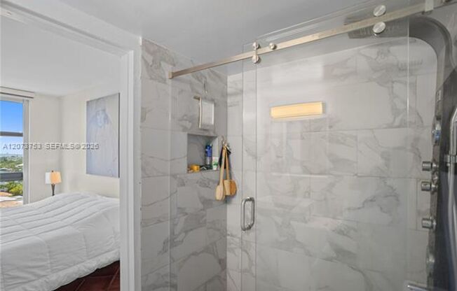 2 beds, 2 baths, $3,000, Unit # 1204