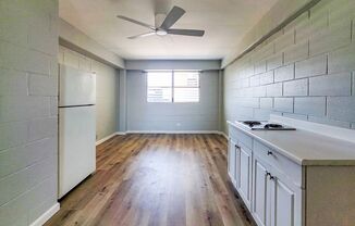 Studio, 1 bath, 265 sqft, $1,300, Unit 206