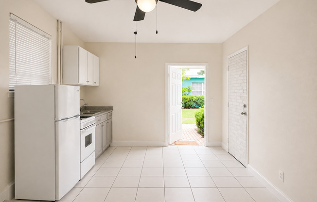 626 S Federal Hwy Lake Worth, FL 33460
