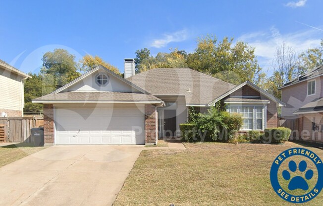 1206 HYDE PARK DR