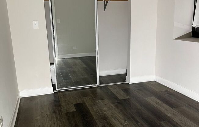 1328 W. 18th Pl