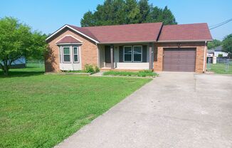 3 beds, 2 baths, $1,425