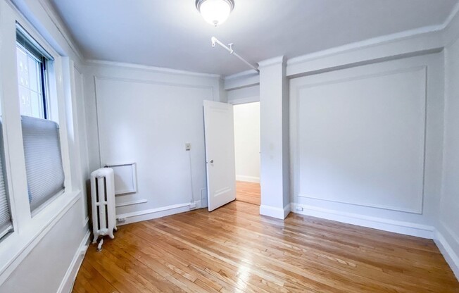 1454 beacon st
